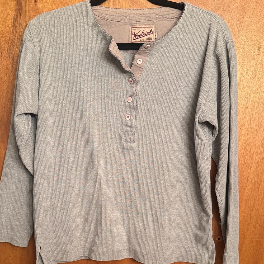 Woolrich Light Gray Button-Up Henley